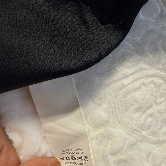 Kate Spade New York Black Floral Lace Trim Top – Size 2 - Picture 5 of 8